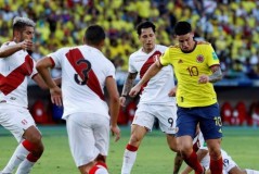 梅西世预赛主场告别战：足球生涯精彩瞬间球迷送别